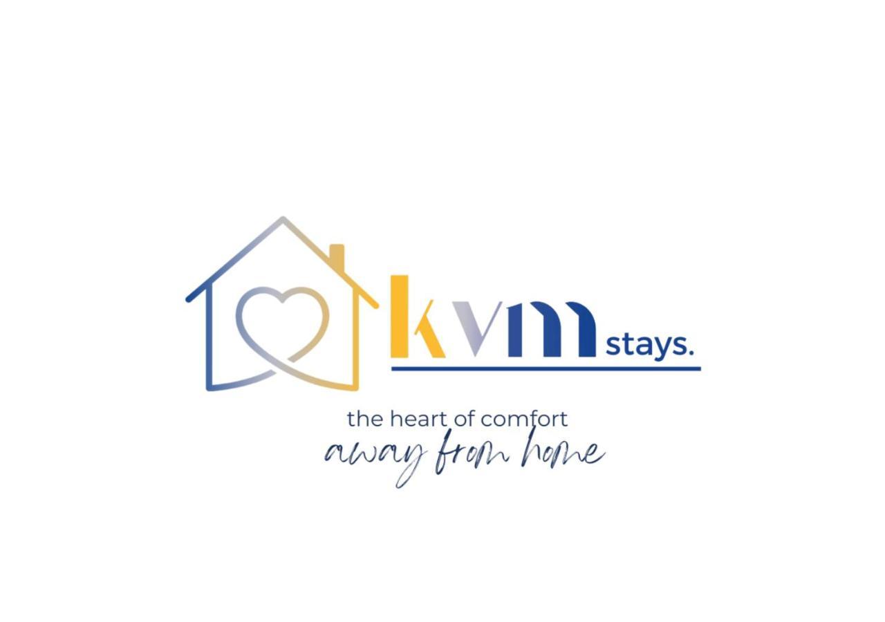 Kvm - Highclere House For Large Groups With Parking By Kvm Stays Hampton Экстерьер фото